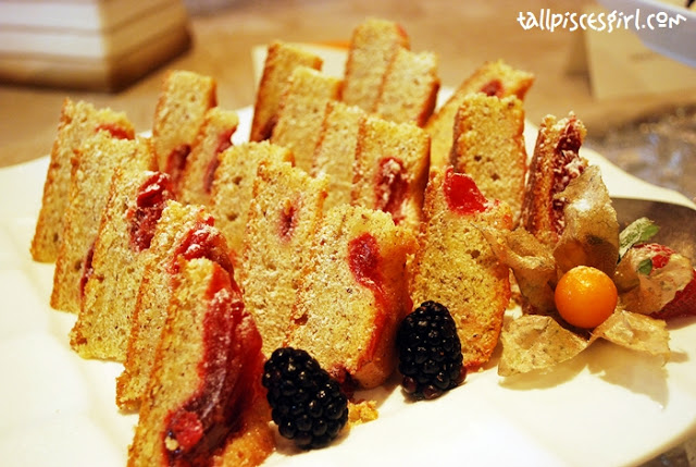 Almond Berry Cake | Sunday Brunch @ Grand Dorsett Subang Hotel