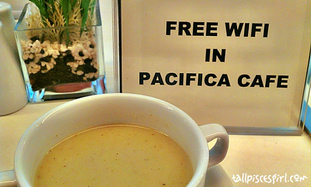 C360 2012 04 18 18 01 14 | Pacifica Cafe @ Grand Pacific Hotel