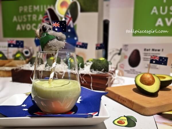 Malaysian Avocado Smoothie by Alexandra Prabaharan